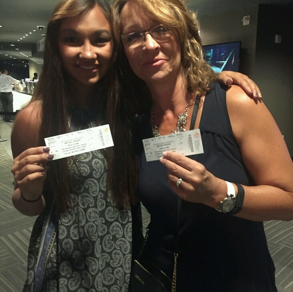 Meet your Posher, Julie